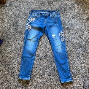 Miss me embroidered skinny ankle jeans